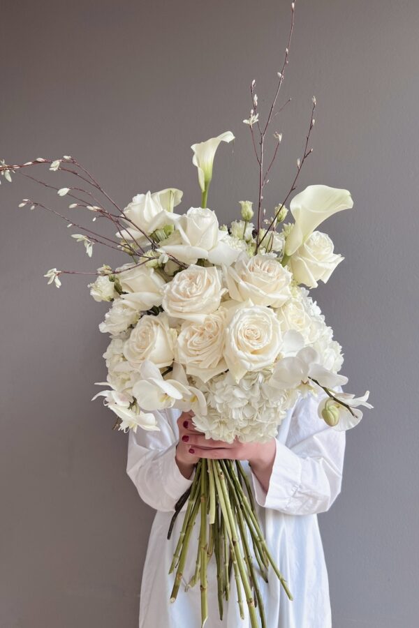 Buket bijelog cvijeća by Lela Design 2