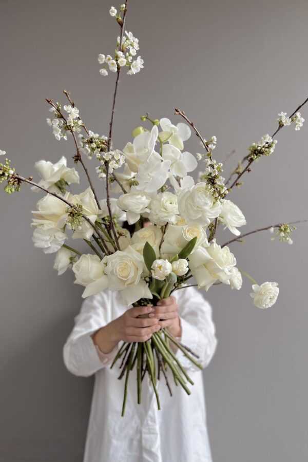 Buket bijelog cvijeća by Lela Design 3