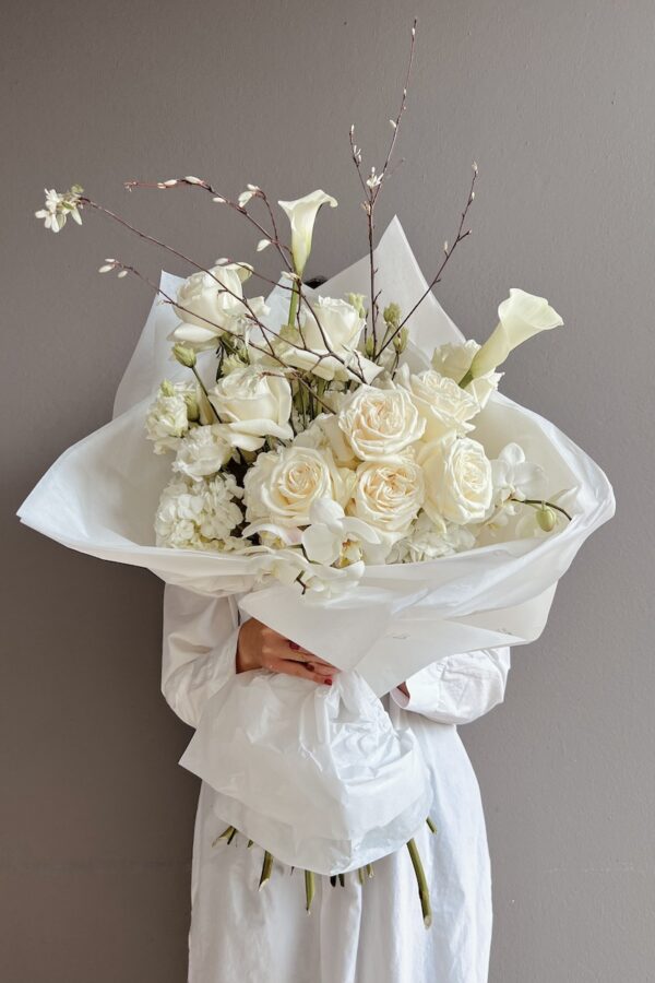 Buket bijelog cvijeća by Lela Design 6