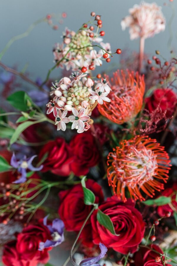 Romantic flowers in a vase by Lela Design 4