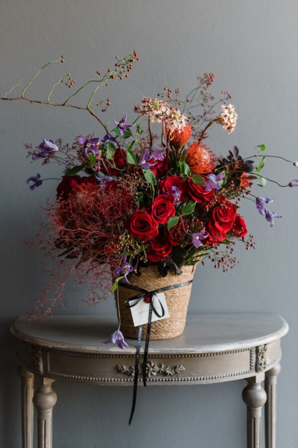 Romantic flowers in a vase by Lela Design 6