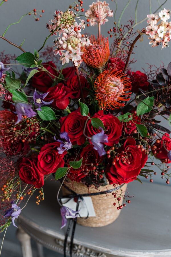 Romantic flowers in a vase by Lela Design 7