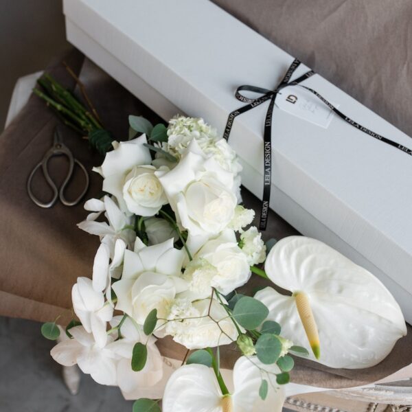 White flowers in a box by Lela Design 0