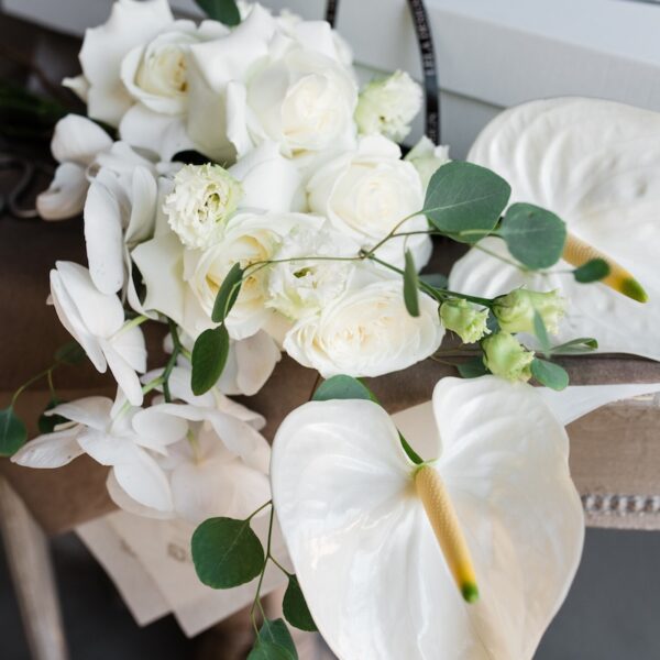 White flowers in a box by Lela Design 2