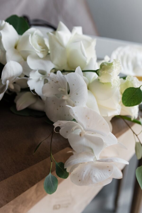 White flowers in a box by Lela Design 3