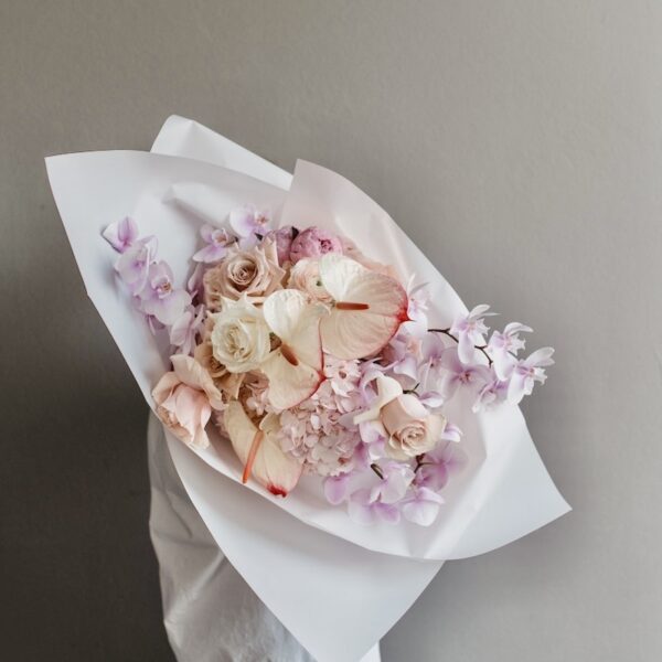 Bouquet of pastel flowers