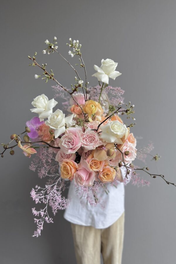 Flowers chosen by the florist by Lela Design 1