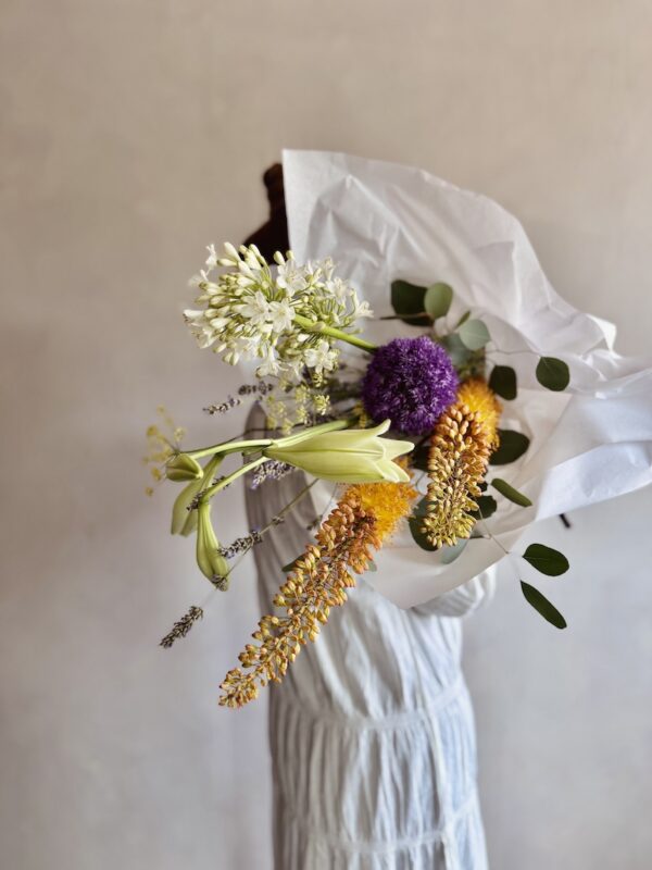 Seasonal bouquet of flowers - Say it with a gesture
