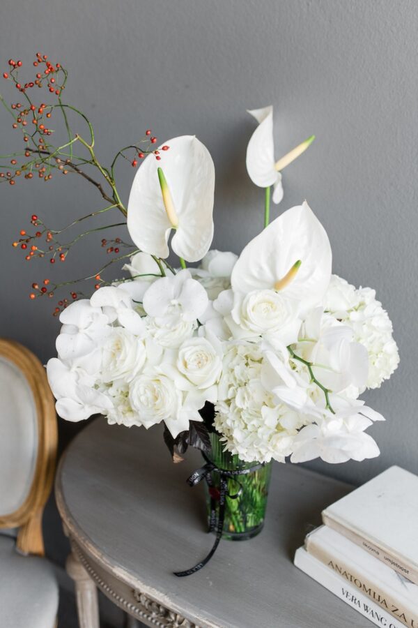 White flowers in a vase by Lela Design 5