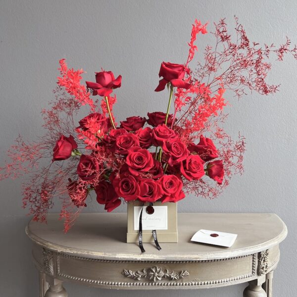 Red Rose Decoration by Lela Design - Delivery for Zagreb