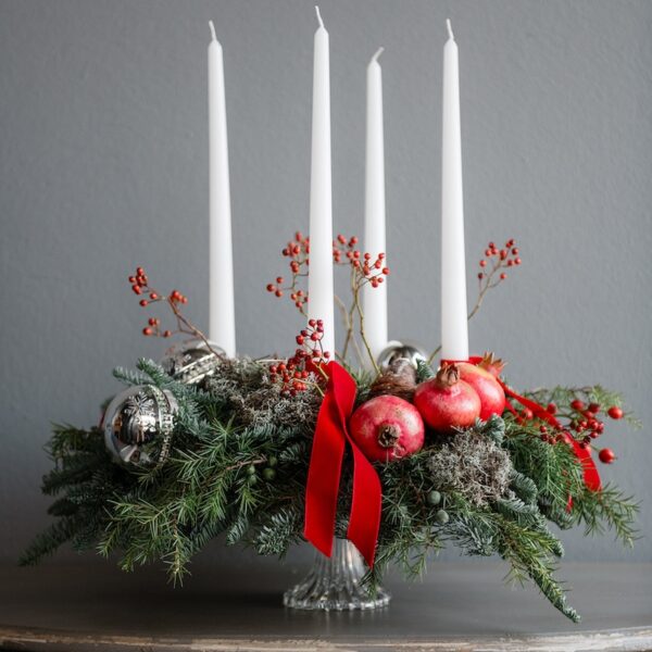 Traditional advent wreath0