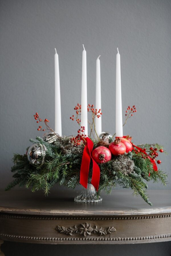 Traditional advent wreath0